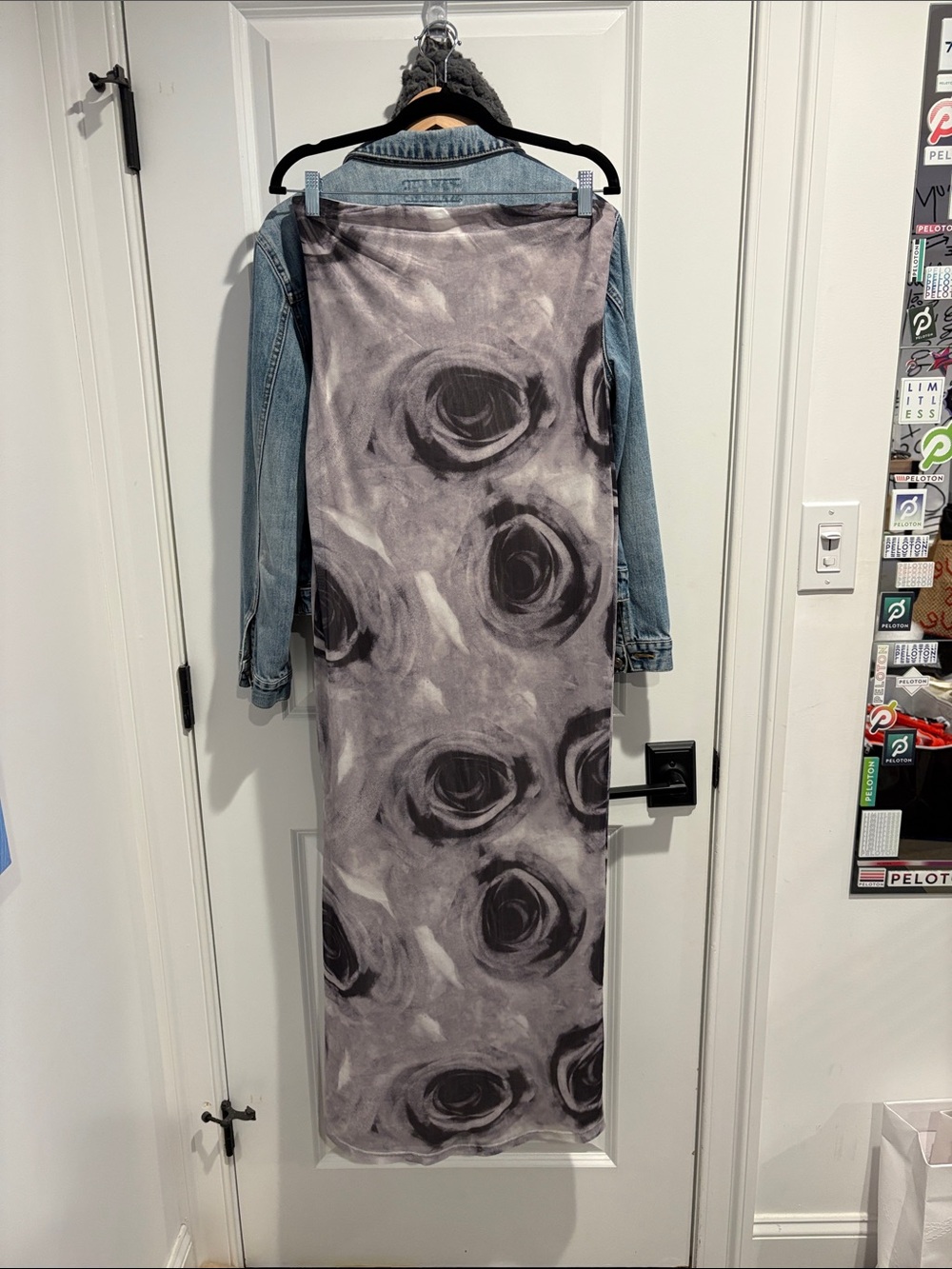 Gray Abstract Rose Print Maxi Skirt